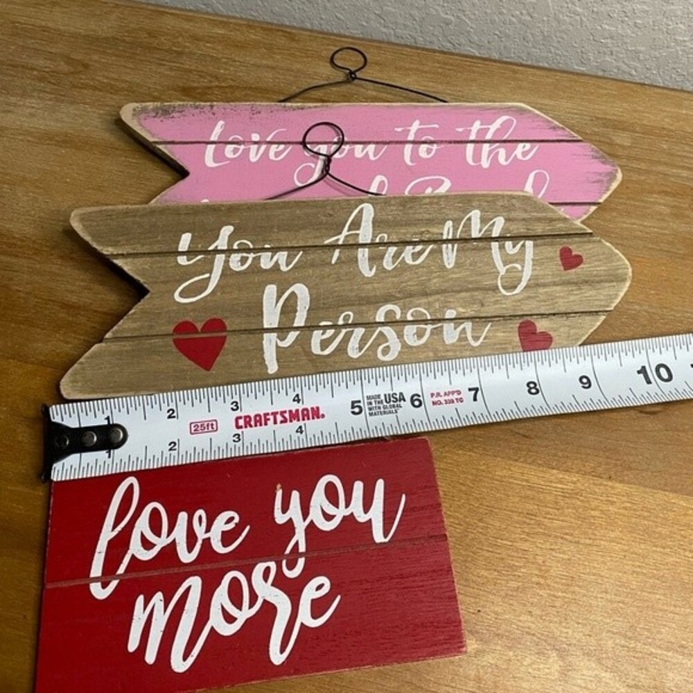 Valentine’s Day Bundle of 3 Rustic love signs Wall decor - Picture 2 of 7